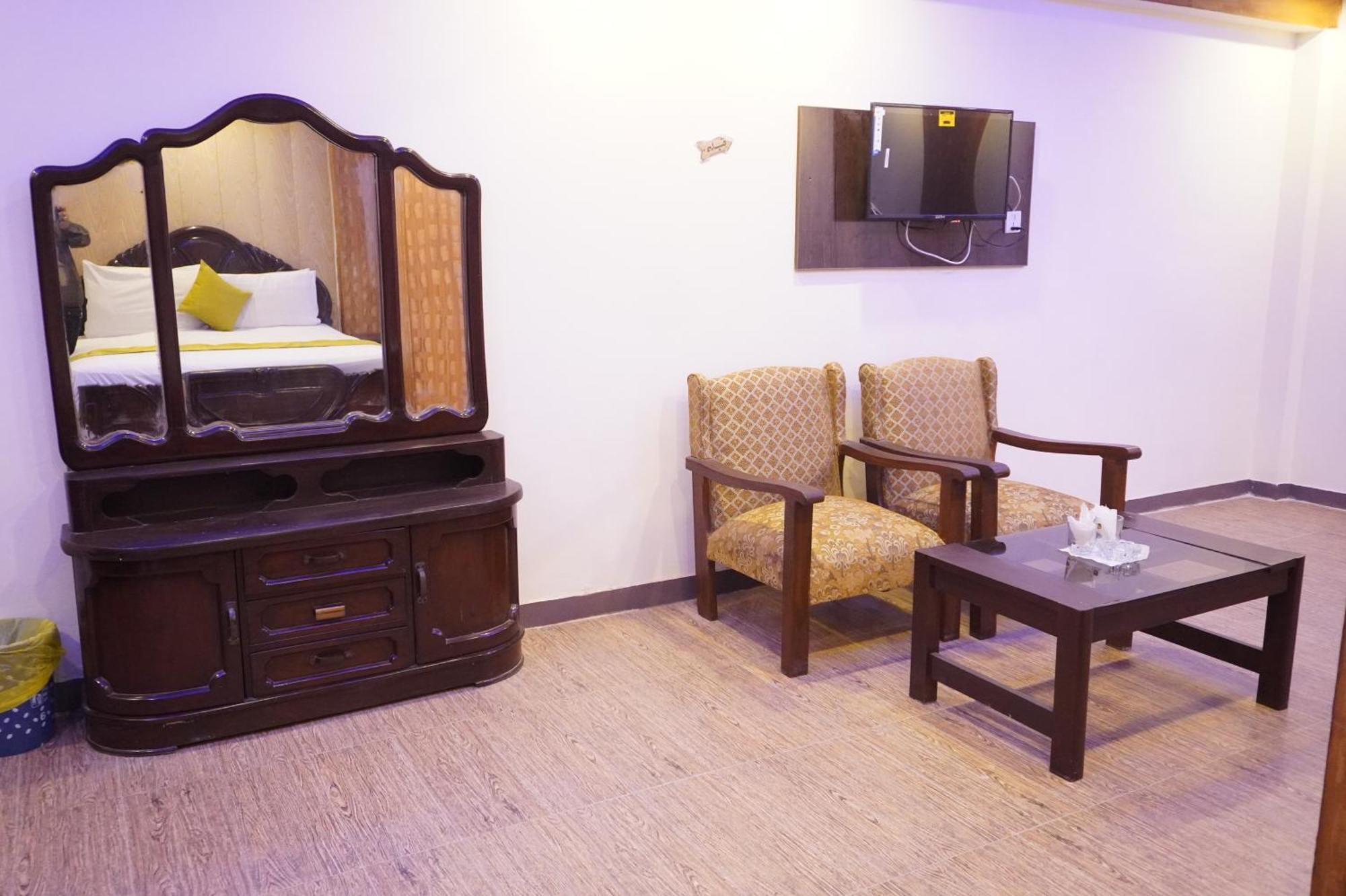 National Hotel لاهور المظهر الخارجي الصورة
