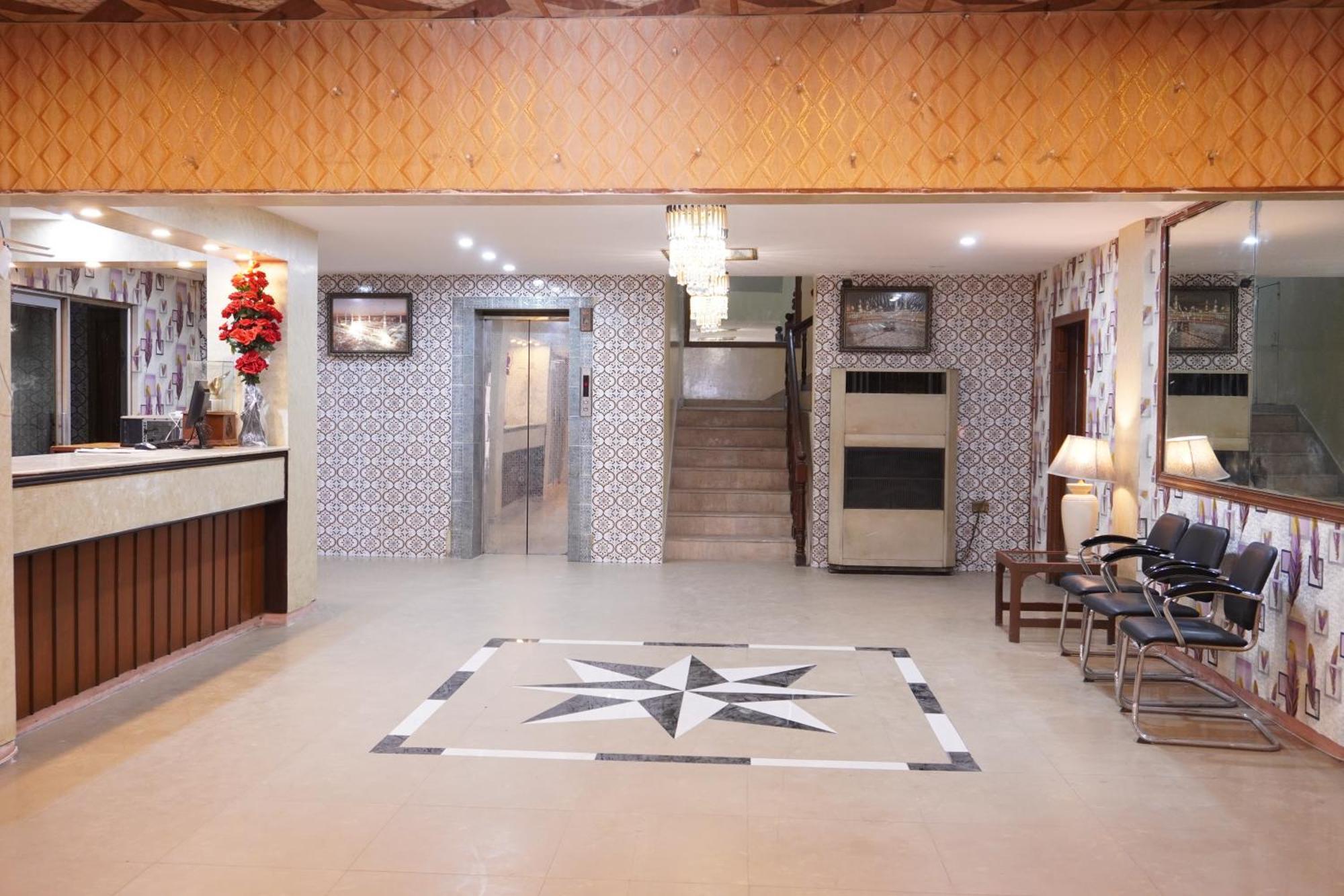 National Hotel لاهور المظهر الخارجي الصورة