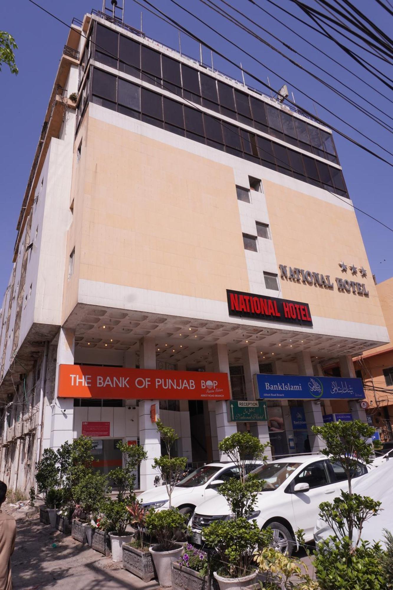 National Hotel لاهور المظهر الخارجي الصورة