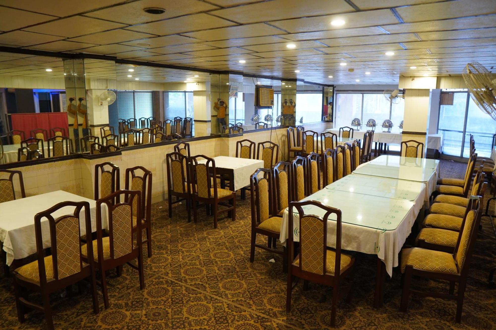 National Hotel لاهور المظهر الخارجي الصورة