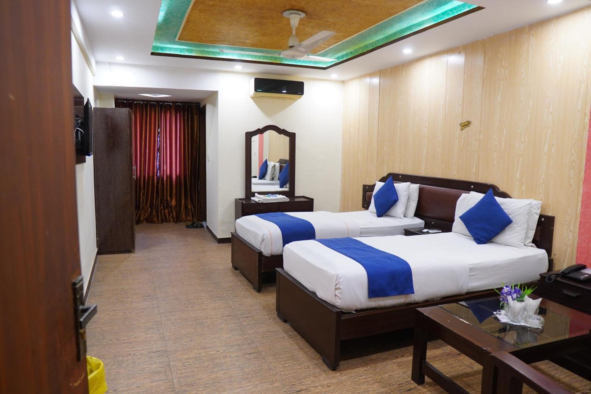 National Hotel لاهور المظهر الخارجي الصورة