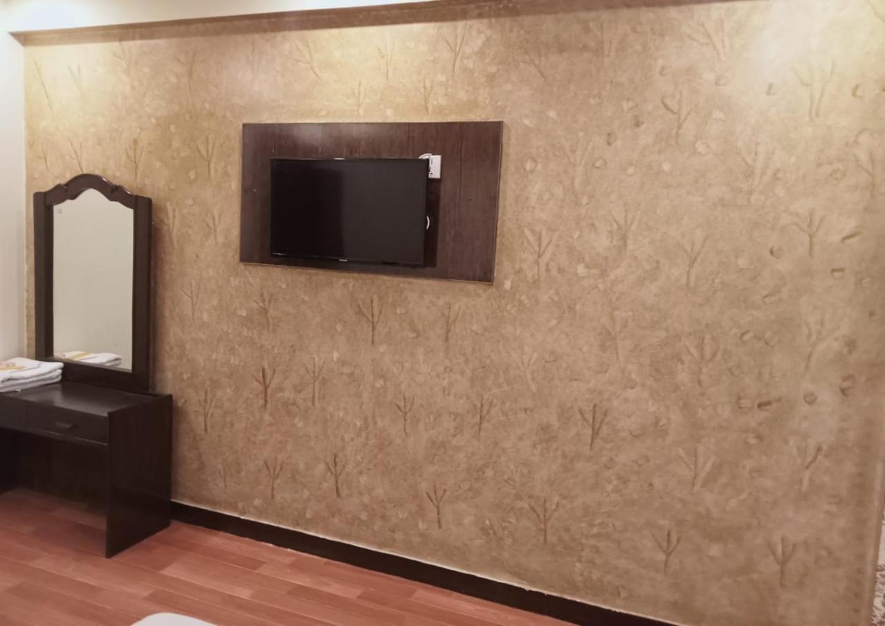 National Hotel لاهور المظهر الخارجي الصورة